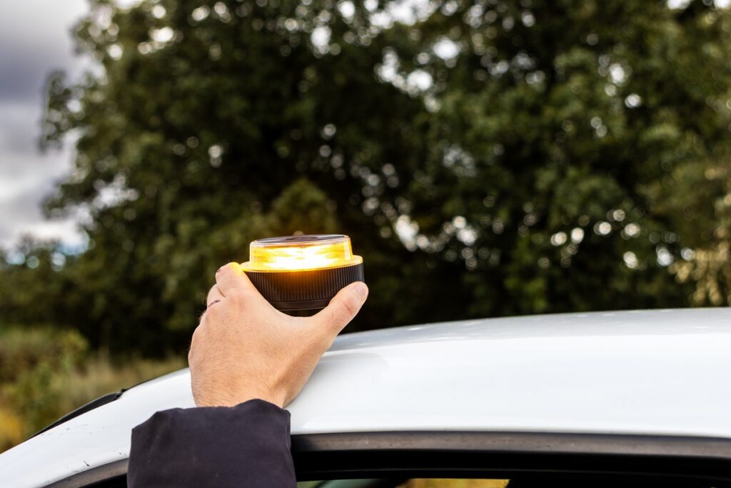 Worried your V16 beacon could track you? Spain has just clarified the rules