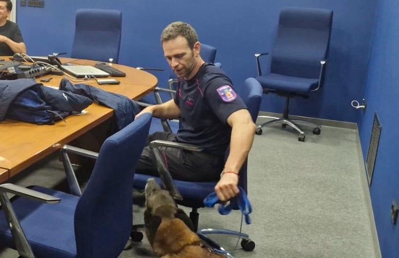 Murcia sends firefighter and canine units to help Venezuela earthquake victims