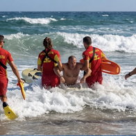 La Linea lifeguards save man's life.