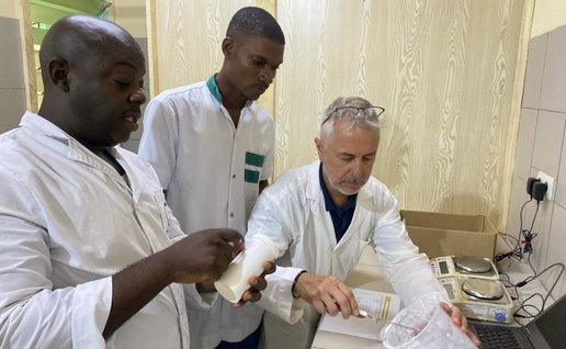 Doctors from the foundation.