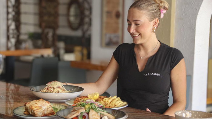 Why Alejandro's Bar and Restaurant remains a La Zenia favourite after 25 years.