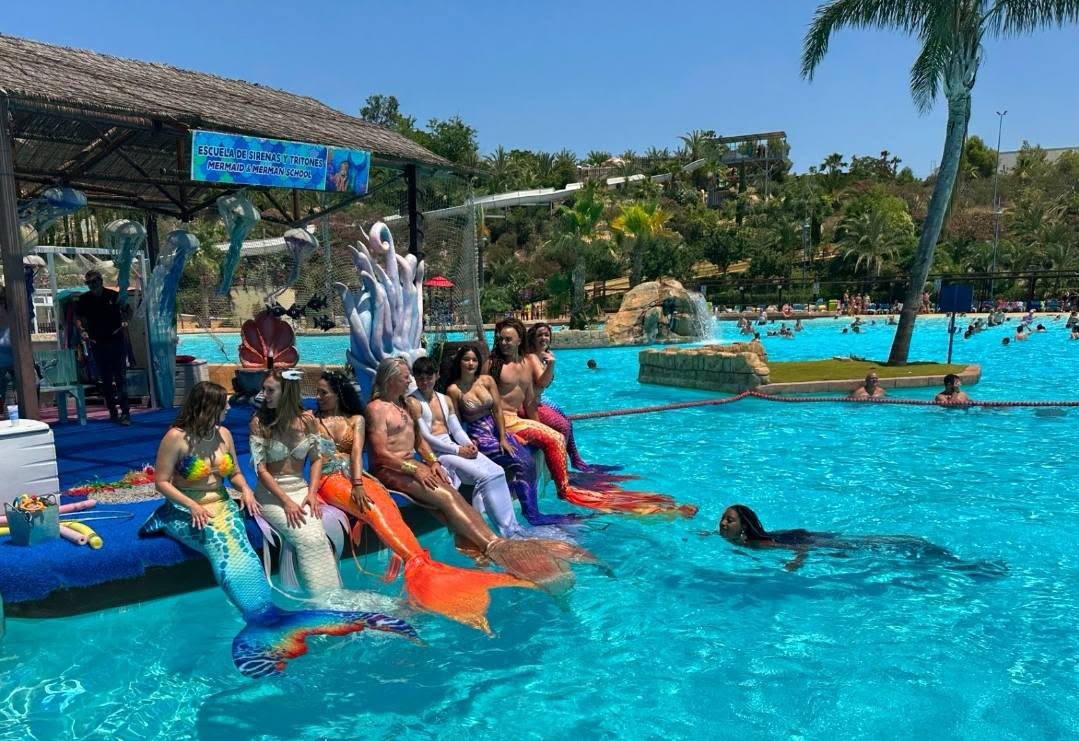 Mermaids and a Triton in Benidorm