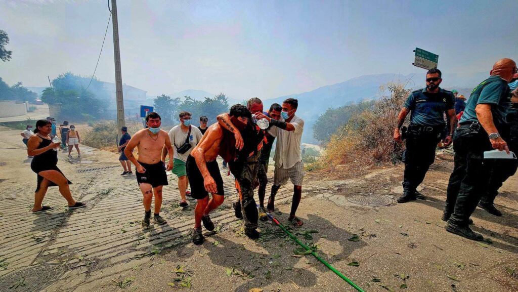 Communities in Spain forge unbreakable bonds in 2026 wildfire crisis