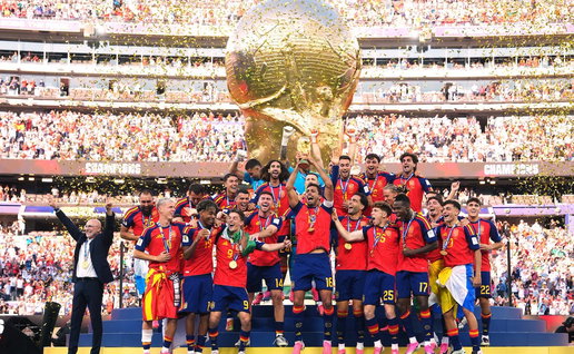 Spain lift the trophy at the 2026 FIFA World Cup