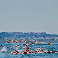 Tabarca to Santa Pola swim attracts more than 1,400 competitors for charity.