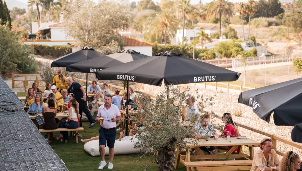 La Sala’s famous Clubhouse launches stunning new Beer Garden with outdoor games and giant screens
