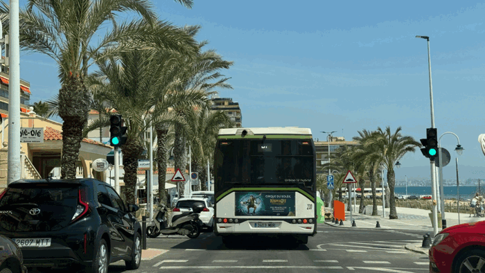 Elche improves visitor experience with smart tourism and expanded beach bus services