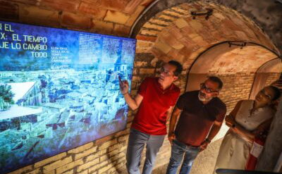 Elda opens restored Civil War air raid shelter as new heritage attraction.