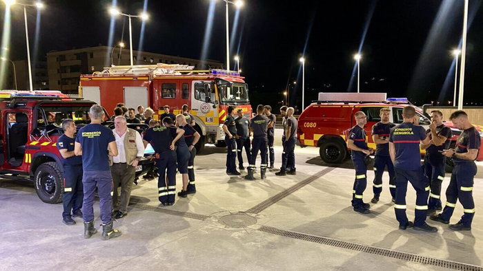 Costa del Sol firefighters reading for Avila fires.