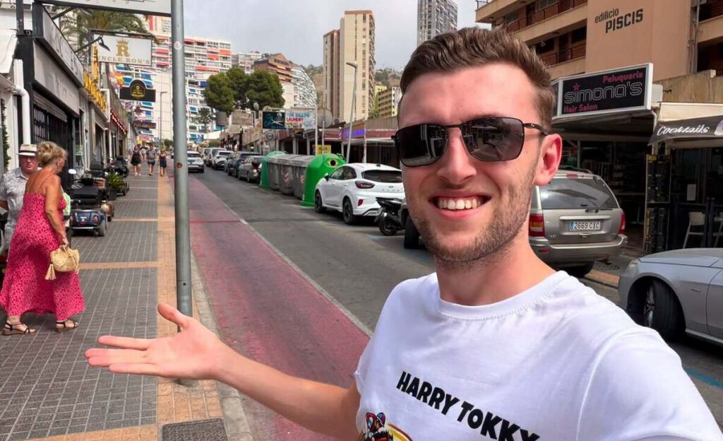 Families jump to defend resort after British expat’s Benidorm warning to parents