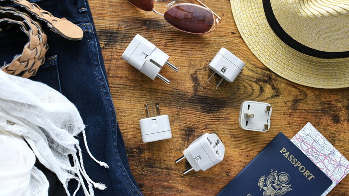 Travel adaptor