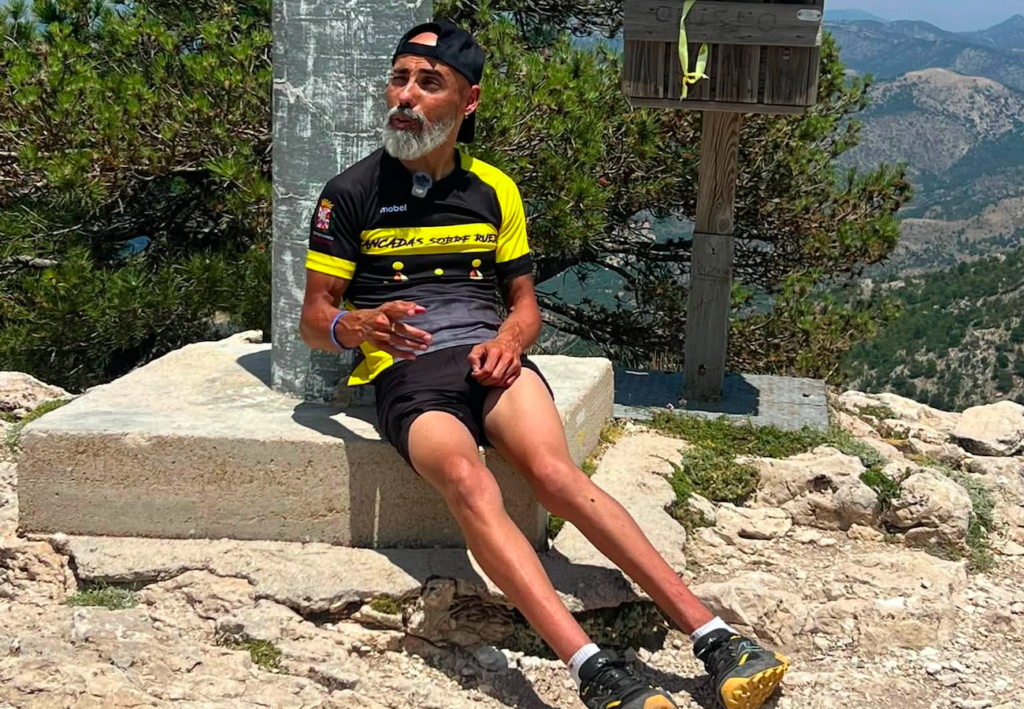 Murcia athlete with cerebral palsy takes on 3,479-metre Mulhacén challenge