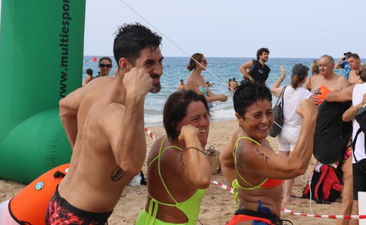 A rock and roll swimming event in Benidorm