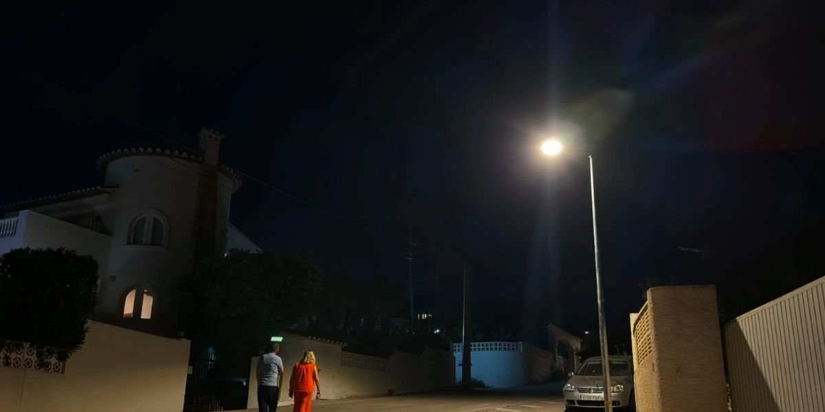 euroweeklynews.com - Lottie Verrier - Calpe gets brighter with new streetlights
