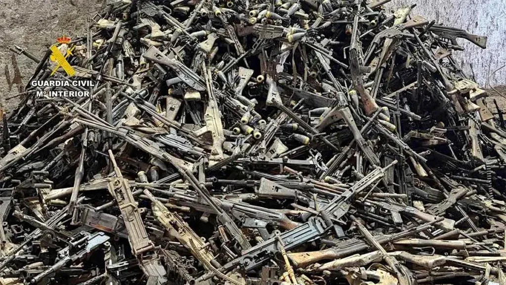 Family left in shock after inheritance reveals a hidden 33-tonne arsenal of weapons