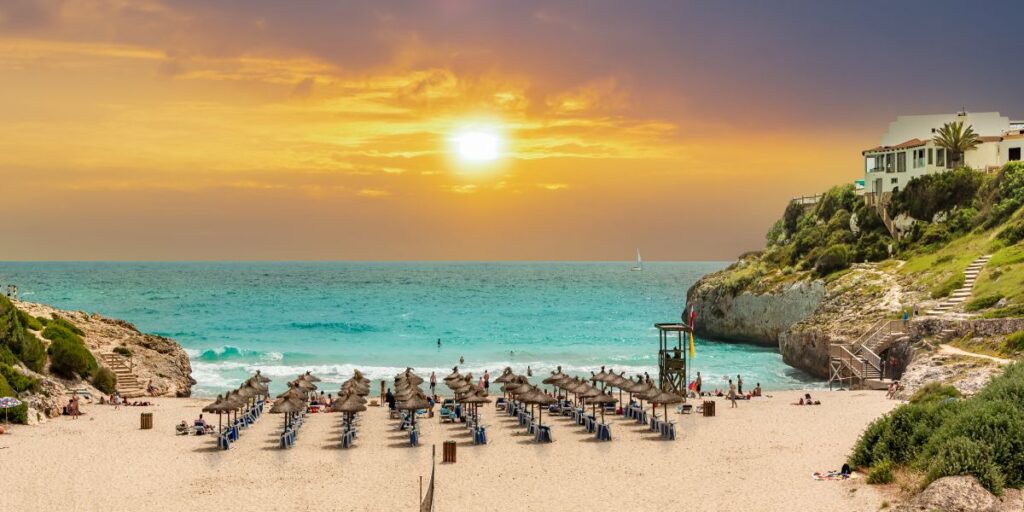Holiday bookings to the Balearic Islands rise more than 10%