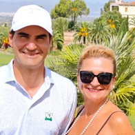 Roger Federer tees off in Mallorca during surprise return to favourite island