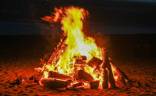 Bonfire like what you would find on a the beach at San Juan