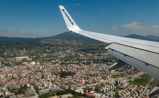 Ryanair flight over Thessaloniki.