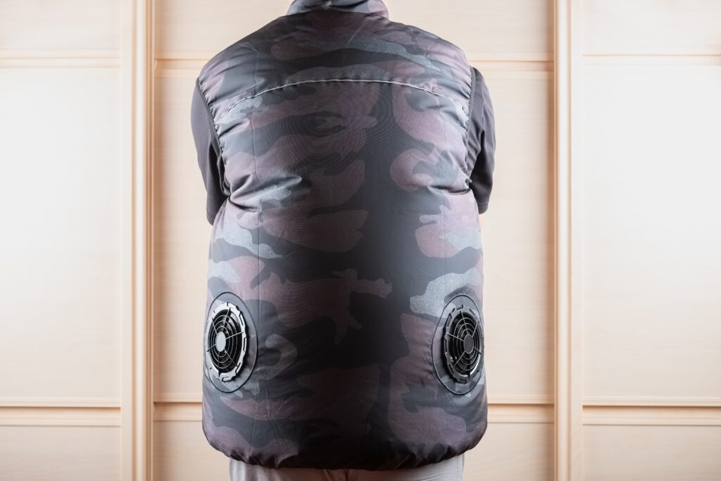 Could wearable air conditioning become the next summer essential in Spain?