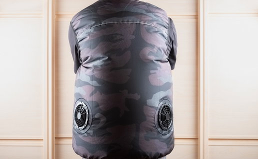 A cooling jacket with Air conditioning installed