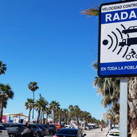 Sign warning of speed cameras