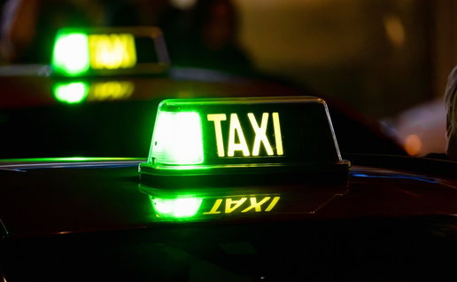 taxi green light