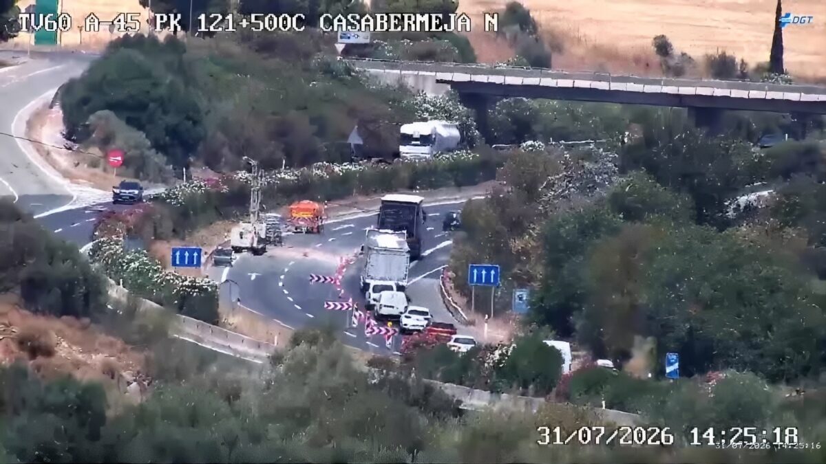 Autofahrer in Málaga stehen kilometerlang im Stau auf der A-45: Ein ...
