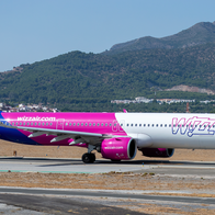 Wizz air aircraft on runway at Málaga