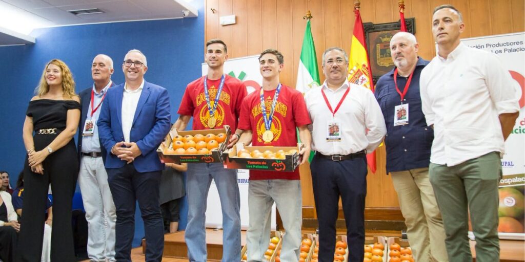 Spain’s tastiest trophy: World Cup heroes rewarded with their bodyweight in tomatoes