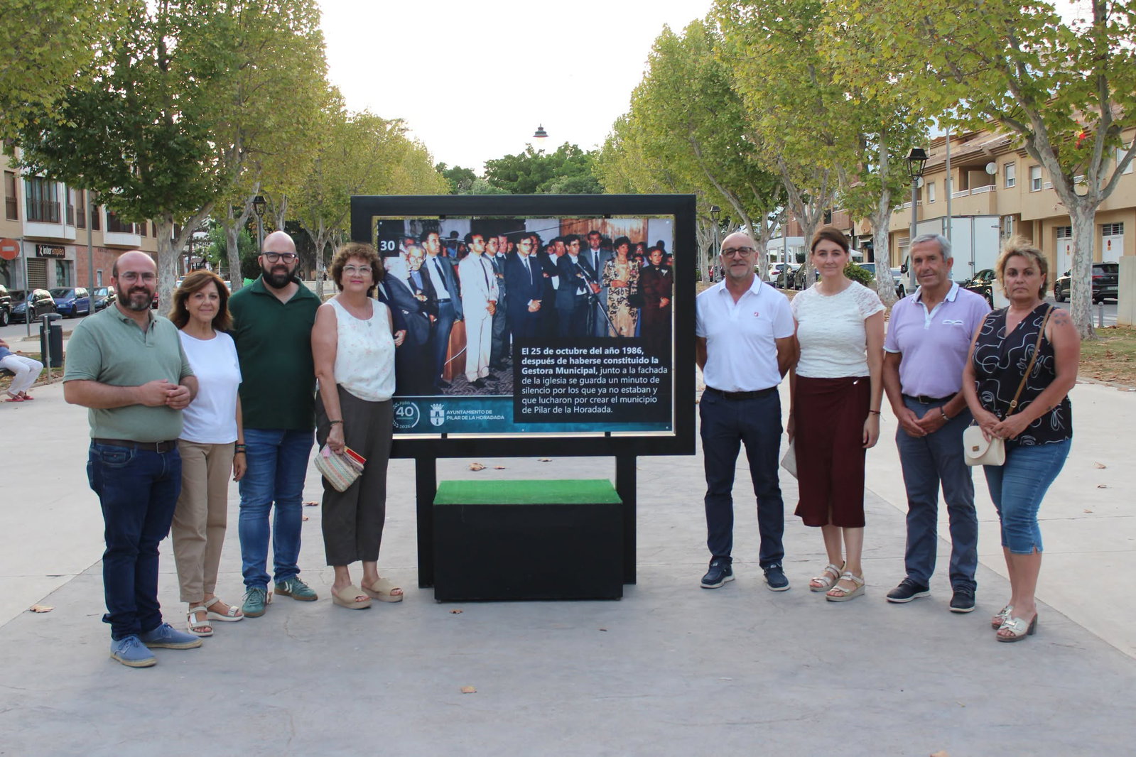 Pilar de la Horadada marks independence