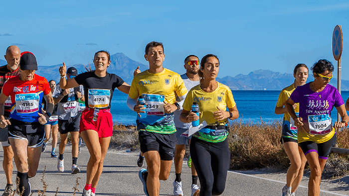 Costa Blanca half marathon takes runners from Alicante to Santa Pola along Mediterranean coast