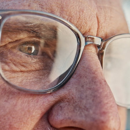 Elderly glasses