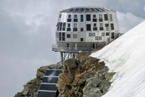 The Gouter mountain refuge.