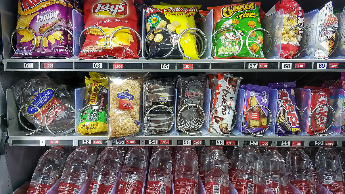 Sick and thirsty? Have a KitKat: Spain’s hospital vending machines are full of 85% unhealthy snacks