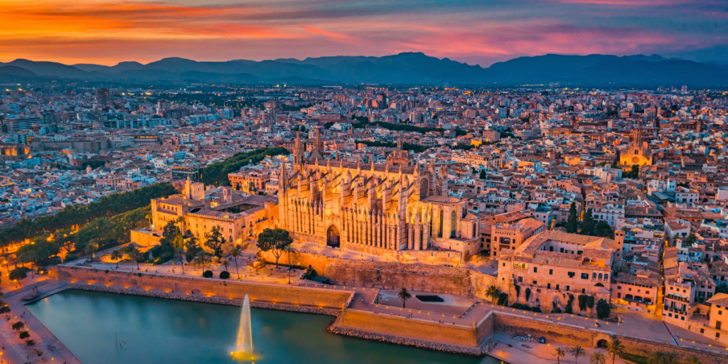 Mallorca summer rush as Palma passenger numbers soar 164% and Brits lead foreign bookings
