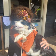 Tiera travels as a housesitter meeting new pets at each new housesit.