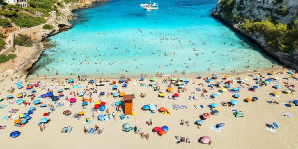 Balearic tourist arrivals rise 2.5% in first half of 2026
