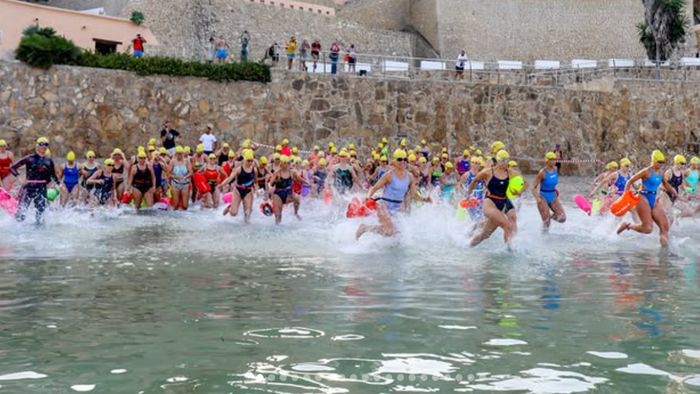 Annual crossing to the port of Moraira
