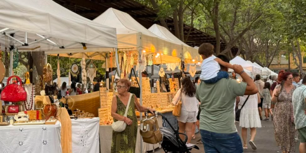 Mallorca’s magical night markets return with two seaside evenings of crafts, food and summer atmosphere