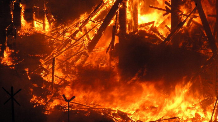 Blaze destroys long-stay car park.