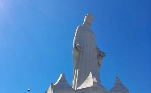 Virgin Mary statue unveiled in Poland.