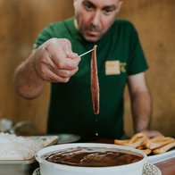 Making a marinera.