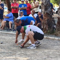 People playing petanca.