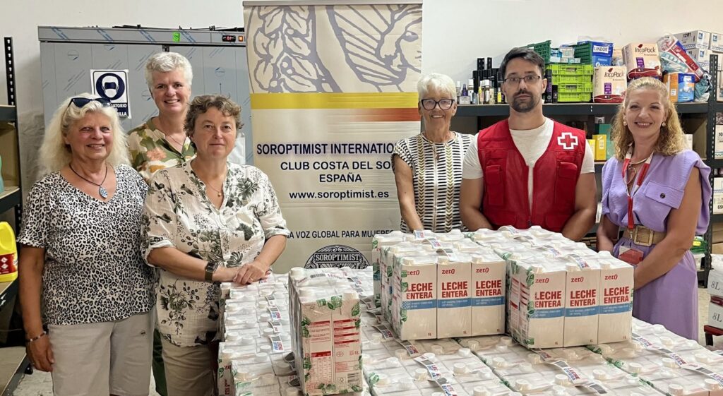 Mijas families receive €2,950 food donation helping 520 households