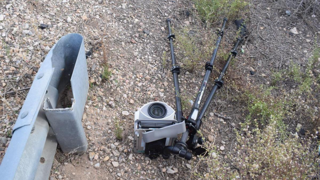 Man on electric scooter tries to steal Spain’s DGT speed camera