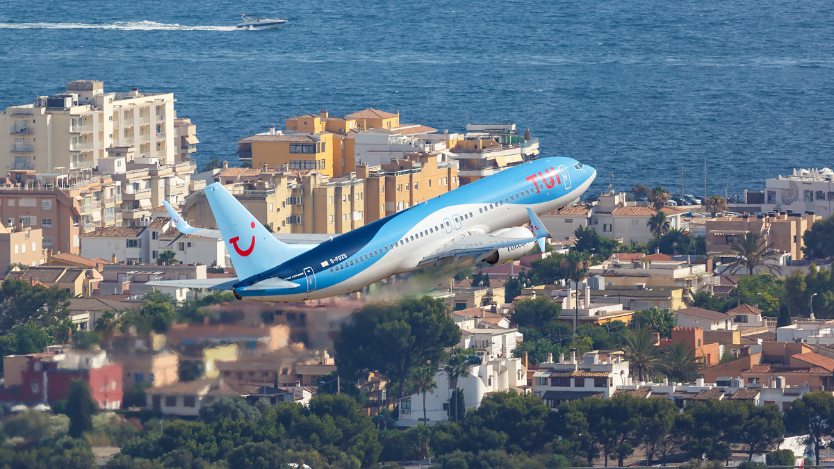 Six UK airports lose half their flights to Mallorca this winter
