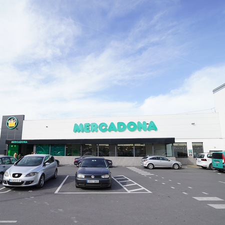 A parking lot outside a Mercadona supermarket