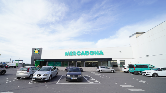 A parking lot outside a Mercadona supermarket