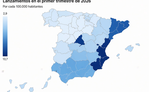 Blue choropleth map of Spain showing lanzamientos per 100,000 inhabitants in Q1 2026